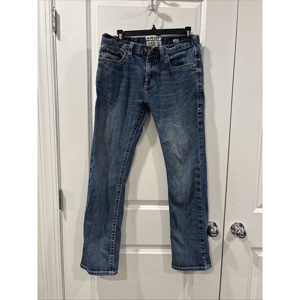 Ariat M-series slim fit denim Sz 32/32 M7